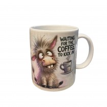 Cană „Aștept să-și facă efectul… cafeaua!”